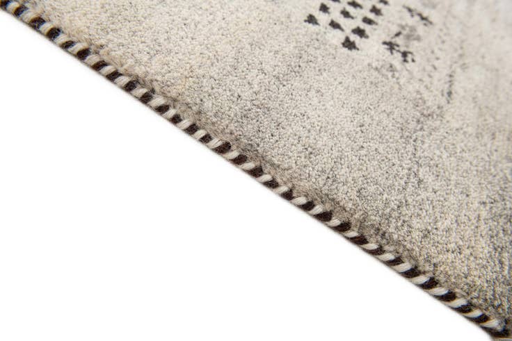 Detail image of 4' x 5' 8 Hand Knotted Gabbeh Wool Rug