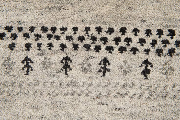 Detail image of 4' x 5' 8 Hand Knotted Gabbeh Wool Rug