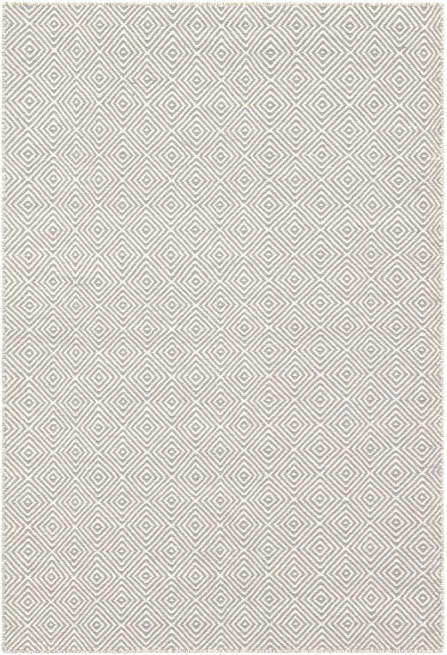 Detail image of 4' 1 x 6' 1 Hand Woven Geo Trellis Flatweave Rug