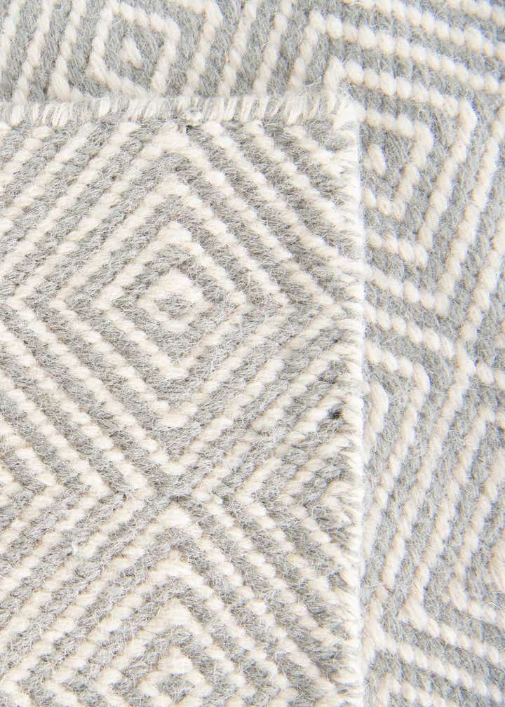6' 1 x 9' Hand Woven Geo Trellis Flatweave Rug