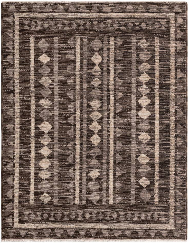 Detail image of 4' x 6' 3 Grand Tradition Rug