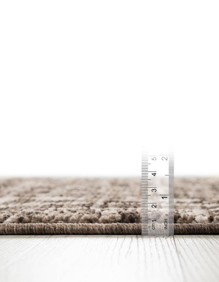 Detail image of 10' x 15' Grand Tradition Rug