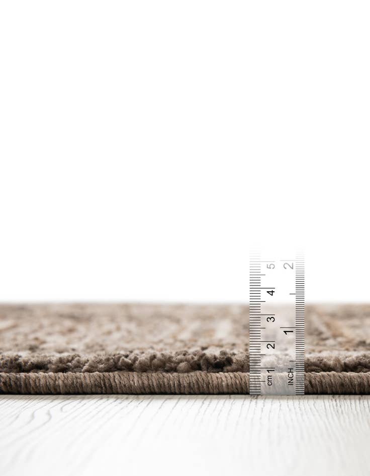 Detail image of 5' x 5' Grand Tradition Rug