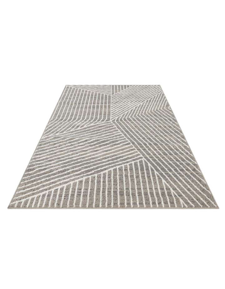 5' 3 x 7' 8 Hanahan Rug