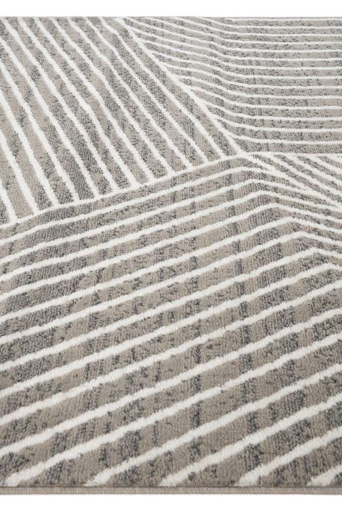 5' 3 x 7' 8 Hanahan Rug