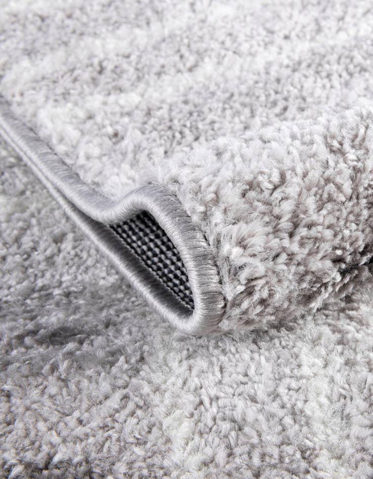 Detail image of 7' 10 x 10' Hanahan Rug