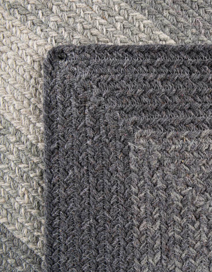 Detail image of 5' 1 x 8'  Hand Hand Braided Wool Rug