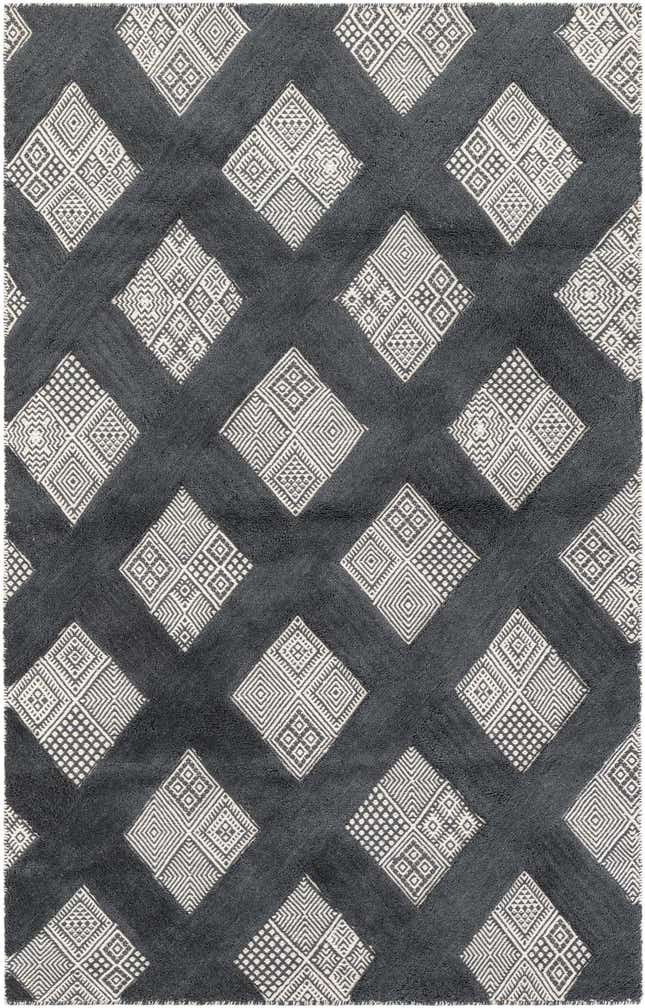 5' 2 x 8' Hand Woven Hand Woven Rug