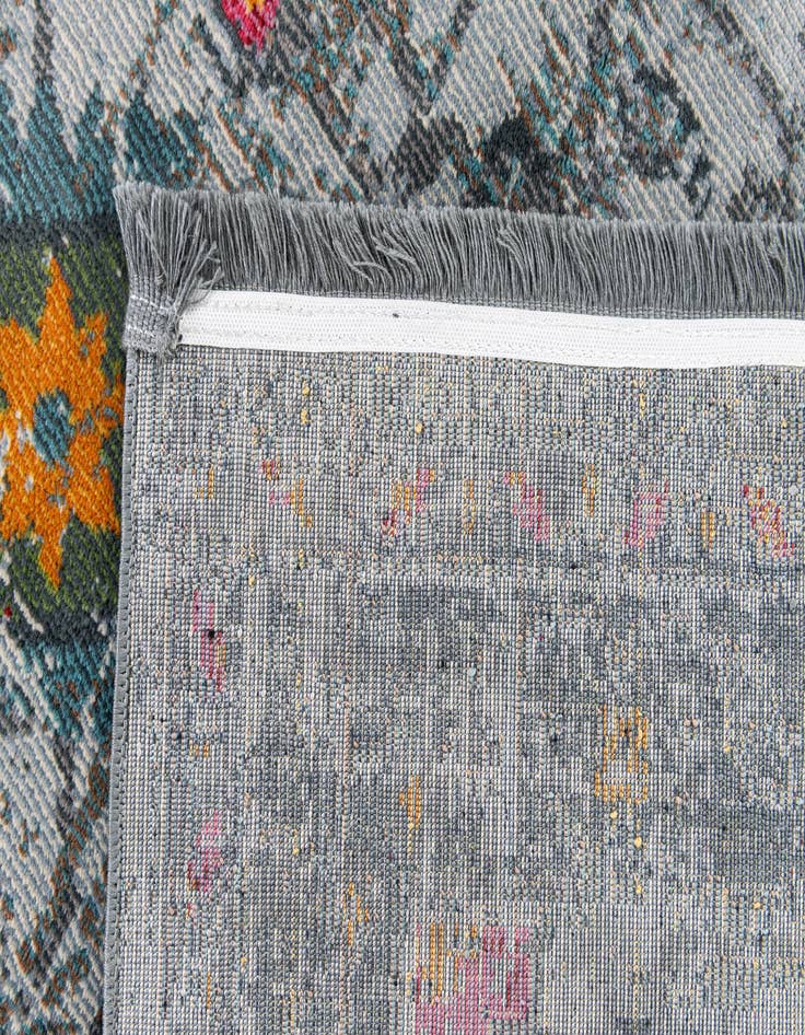 Detail image of 5' 2 x 7' 8 Havana Rug