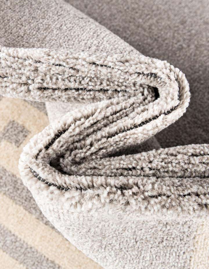 2' x 3' Hera Rug