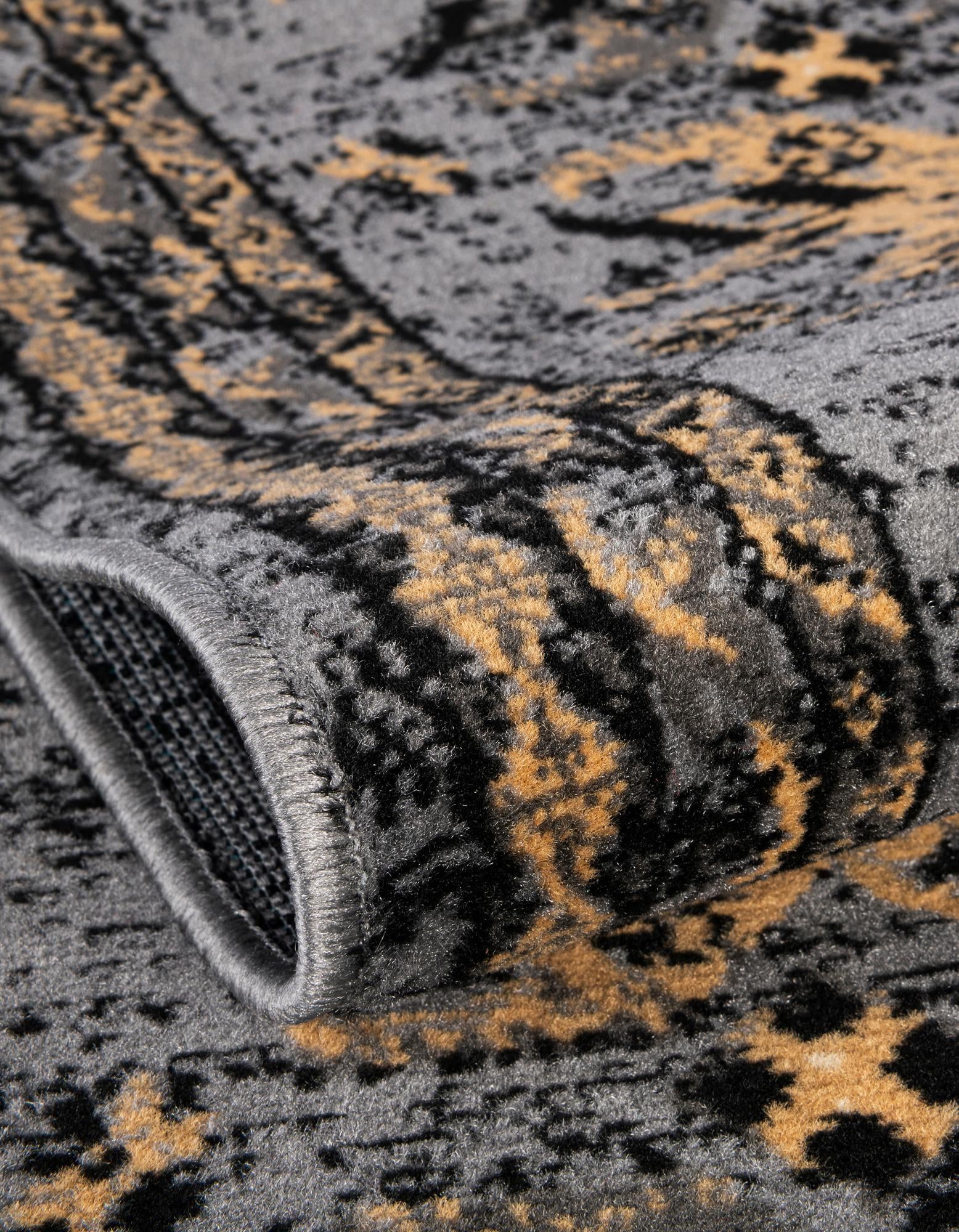 5' 3 x 8' Heris Rug