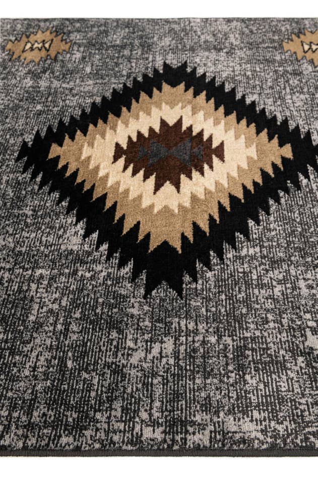 Detail image of 5' 3 x 7' 8 Heriz Design Rug