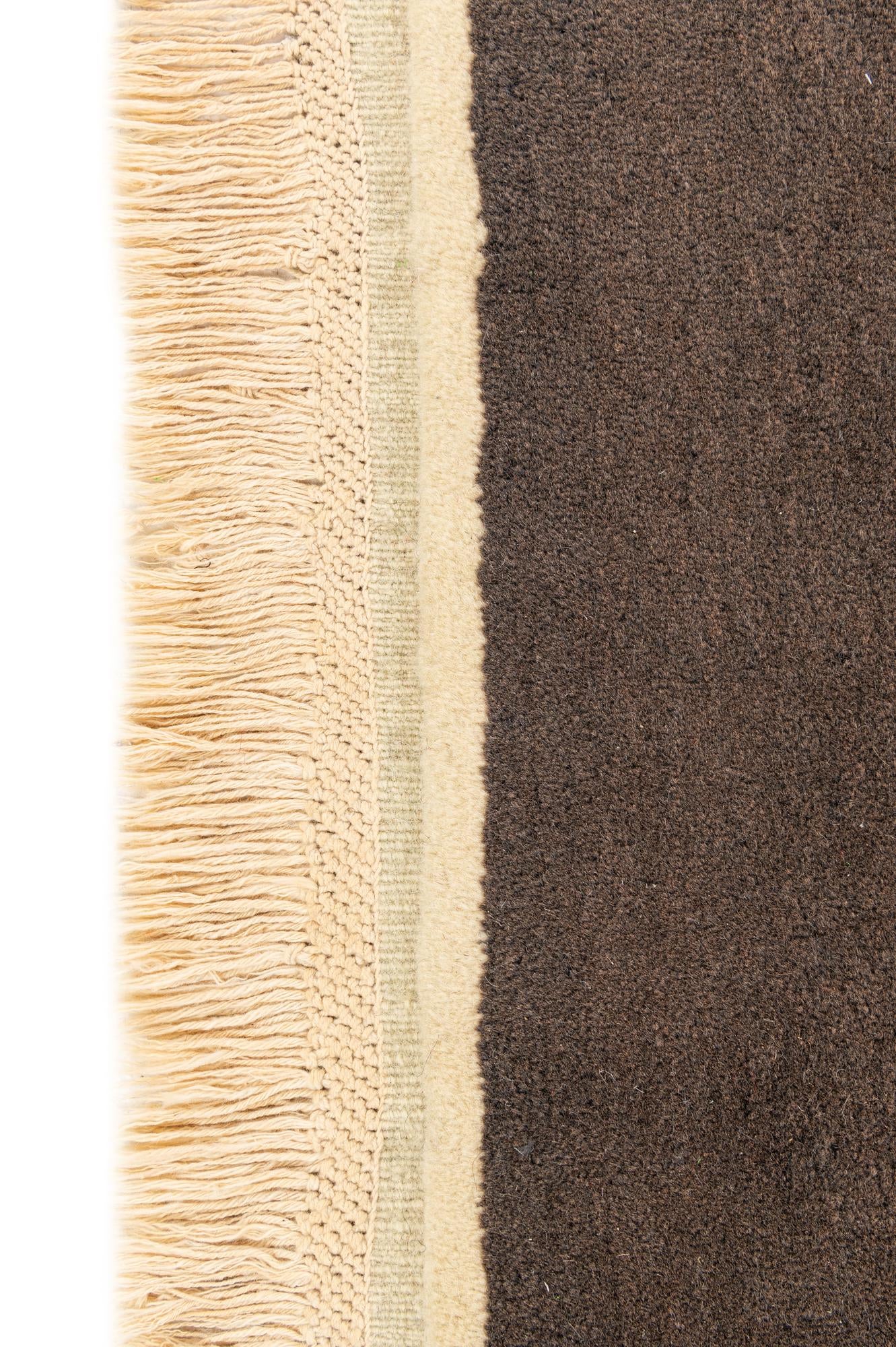 4' 6 x 6' 6 Isfahan Design Wool Rug
