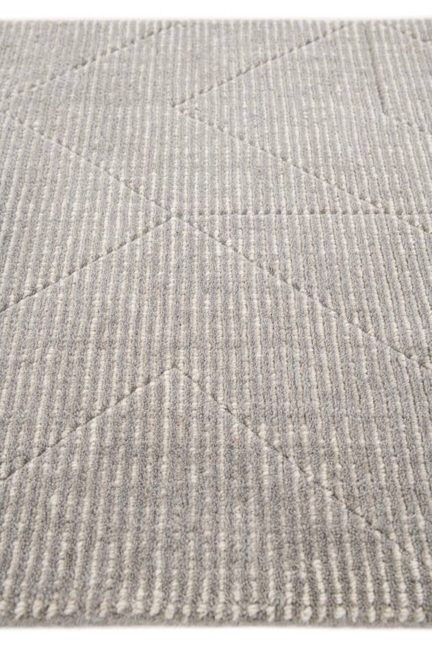 Detail image of 2' x 3' Hand Woven Jill Zarin English Manor Wool Rug