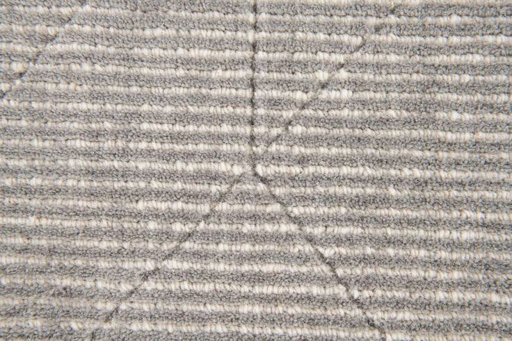 Detail image of 2' x 3' Hand Woven Jill Zarin English Manor Wool Rug