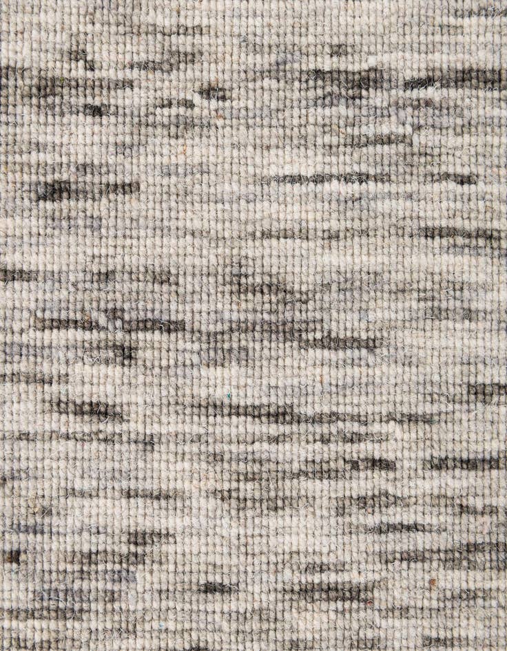 Detail image of 2' 1 x 3' 2  Hand Woven Jill Zarin English Manor Wool Rug