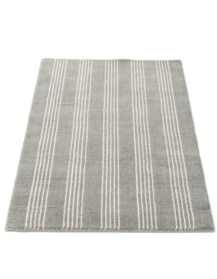 Detail image of 2' 2 x 3' 2 Jill Zarin Natural Wool Rug