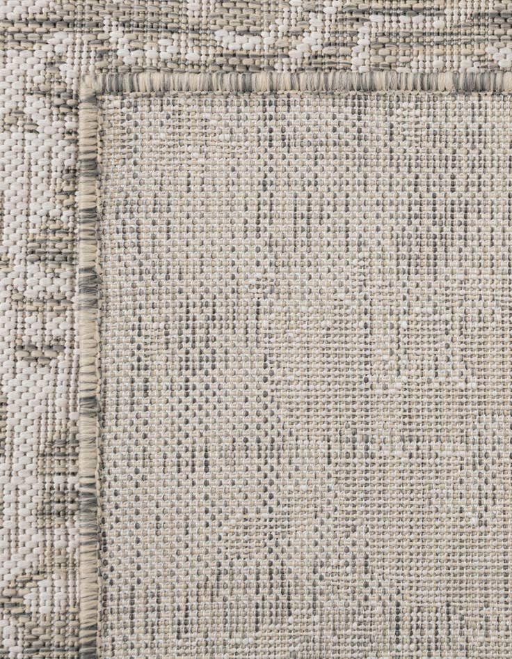 Detail image of Custom Gray Easy-Clean Jill Zarin Indoor / Outdoor Rug