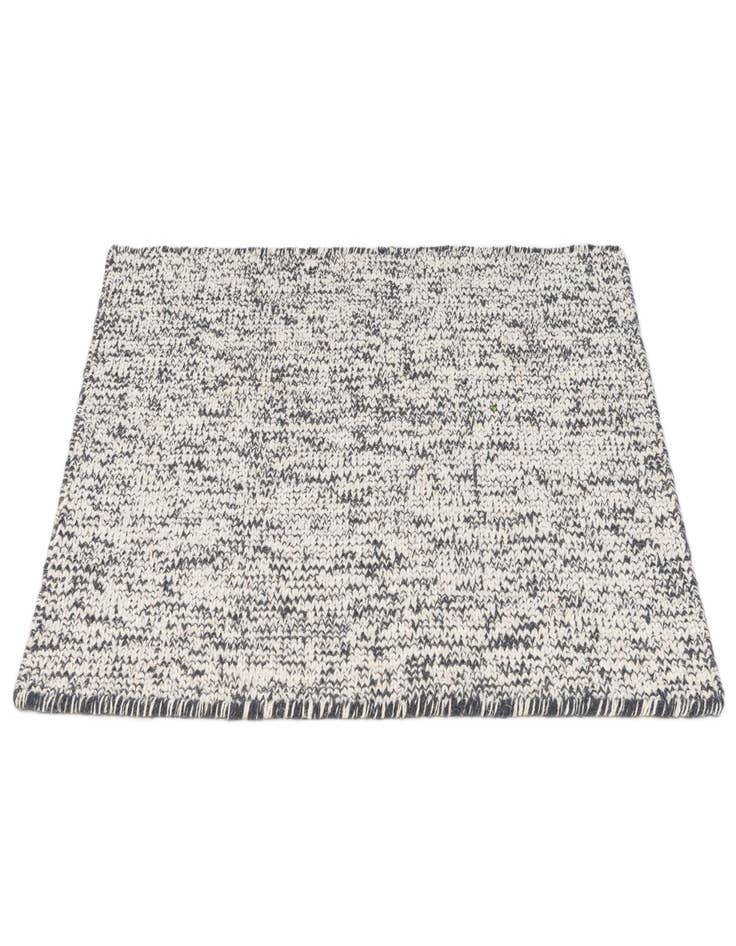Detail image of 2' 2 x 2' 11 Easy-Clean Jill Zarin Palm Springs Wool Indoor / Outdoor Rug
