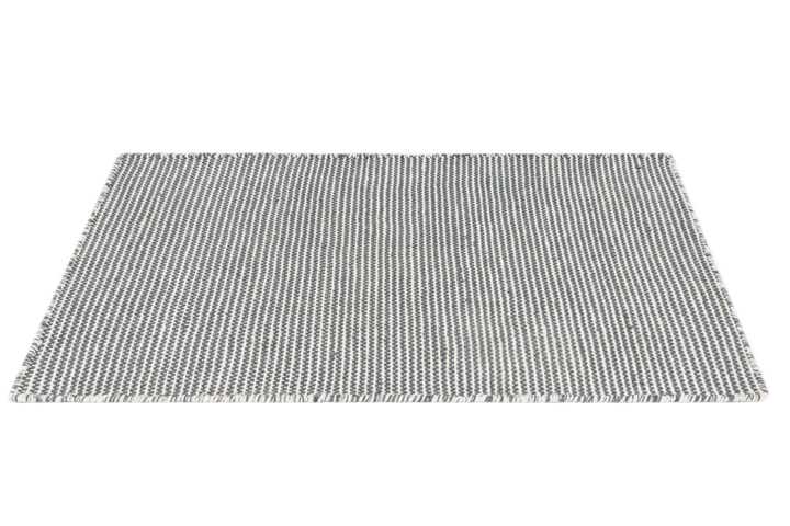 2' 3 x 3' 3 Easy-Clean Jill Zarin Palm Springs Wool Indoor / Outdoor Rug