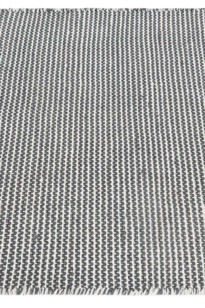 2' 3 x 3' 3 Easy-Clean Jill Zarin Palm Springs Wool Indoor / Outdoor Rug