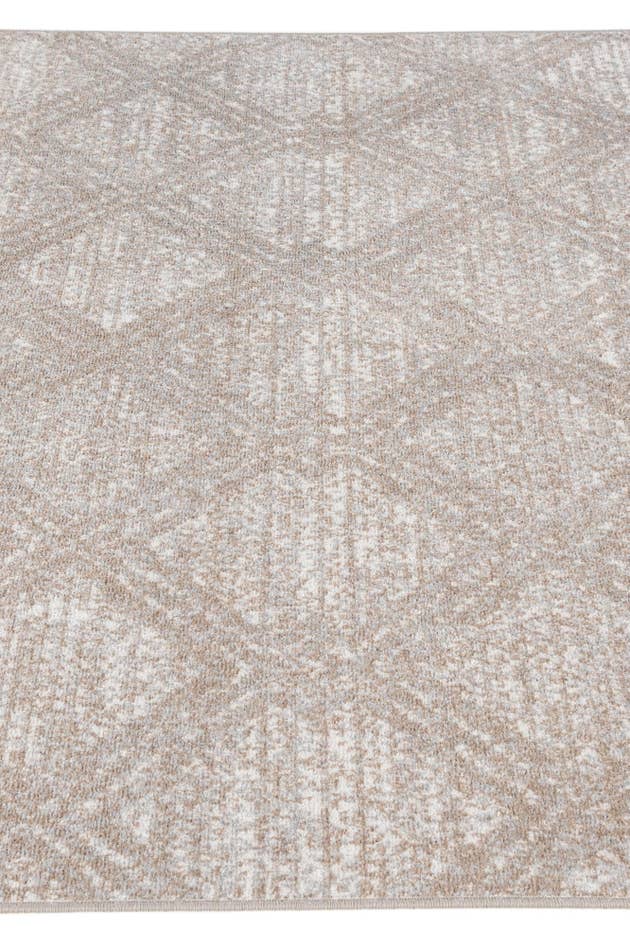 Detail image of 5' x 8' Kamala Washable Rug
