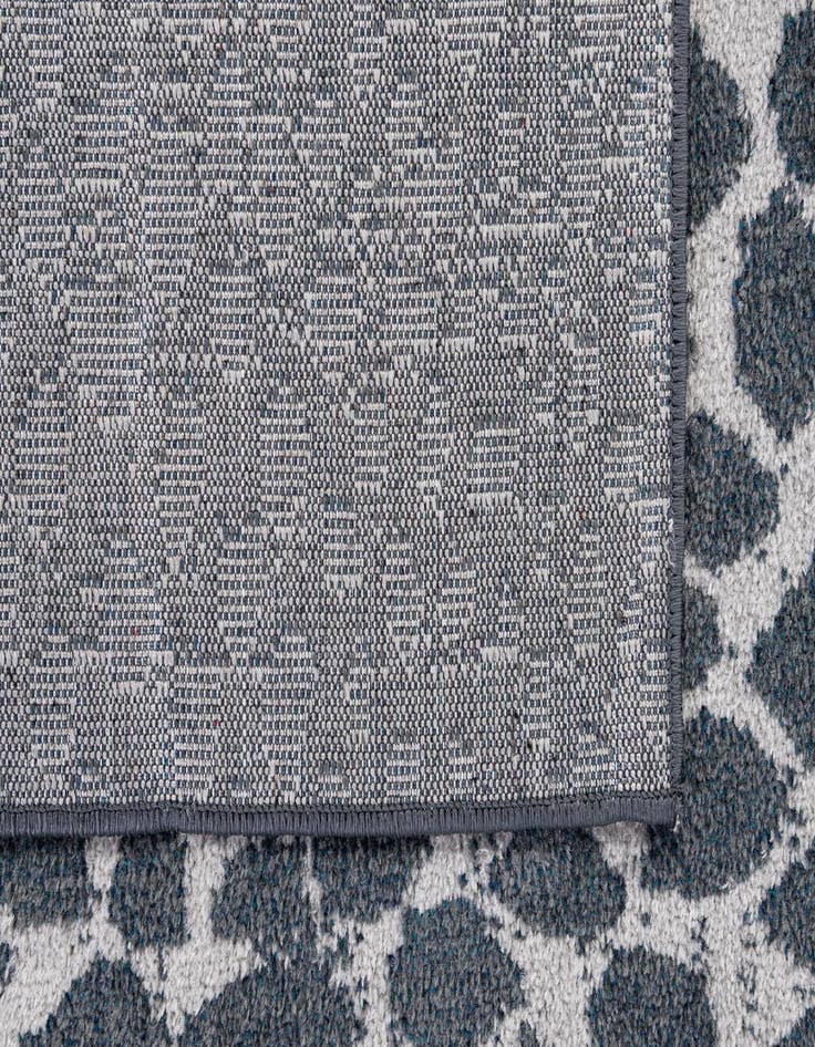 Detail image of 5' x 8' Kamala Washable Rug