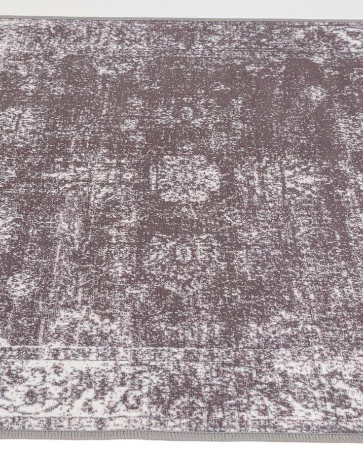 Detail image of 2' x 3' Kamala Washable Rug