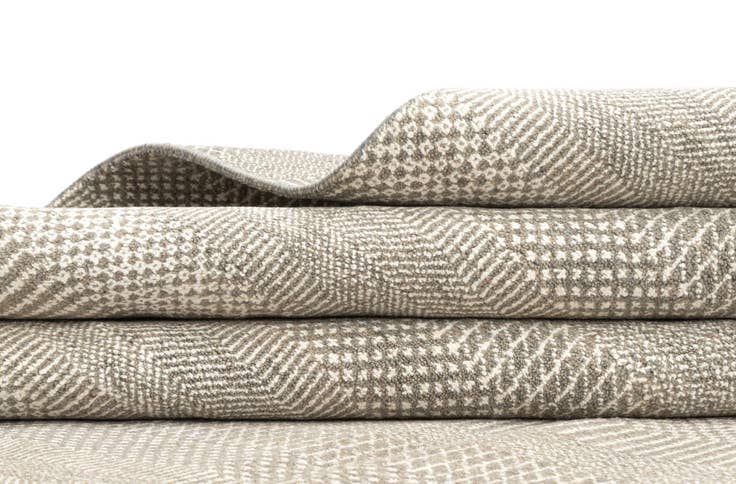 Detail image of 9' 1 x 12' 2 Kamla Wool Rug