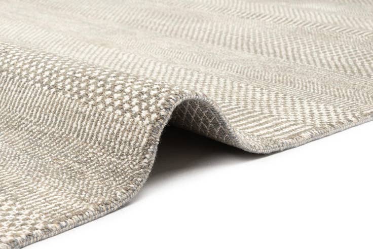 Detail image of 9' 1 x 12' 2 Kamla Wool Rug