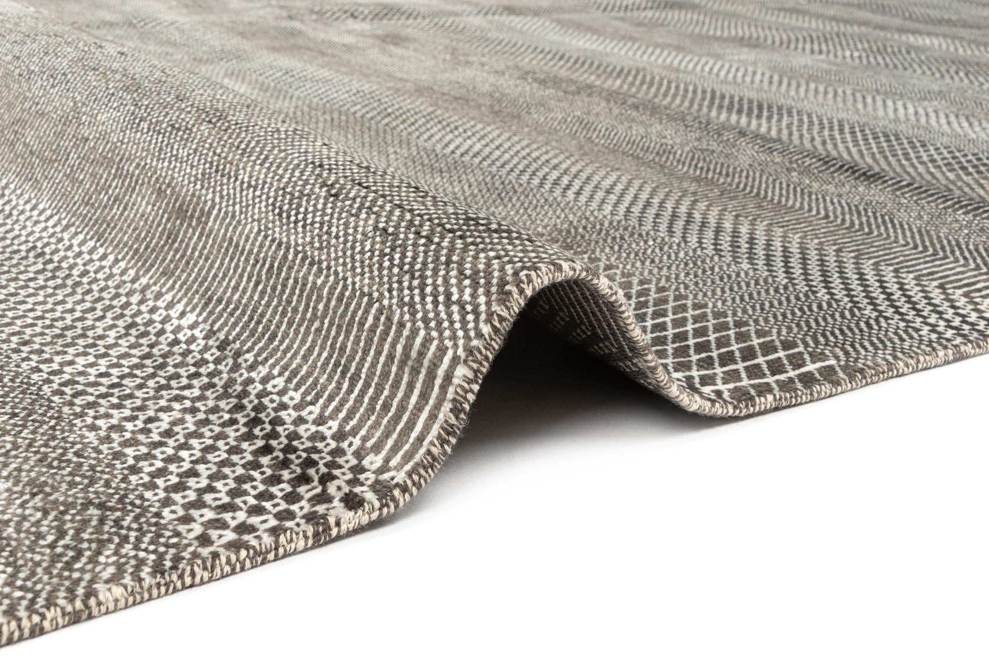 8' 11 x 12' 4 Kamla Wool Rug