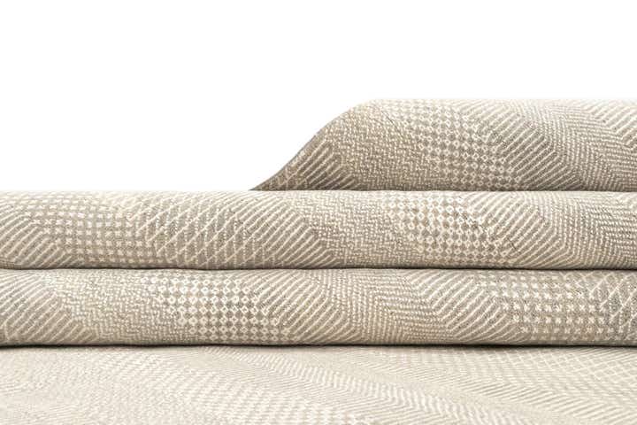 7' 10 x 9' 11 Kamla Wool Rug