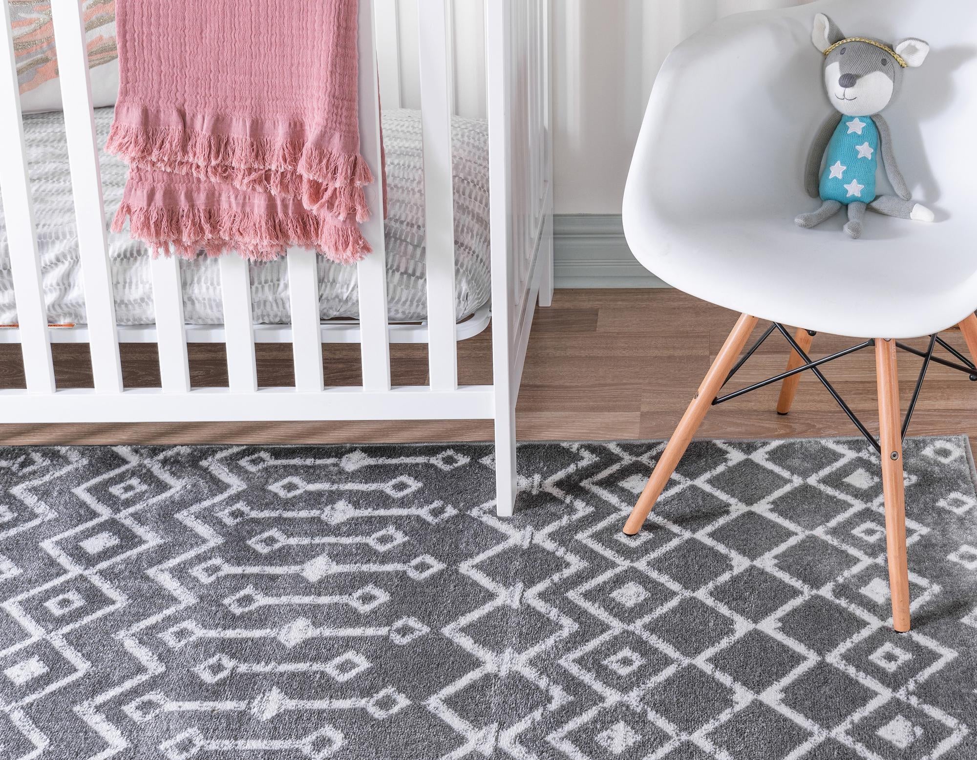 7' x 10' Kasbah Trellis Rug