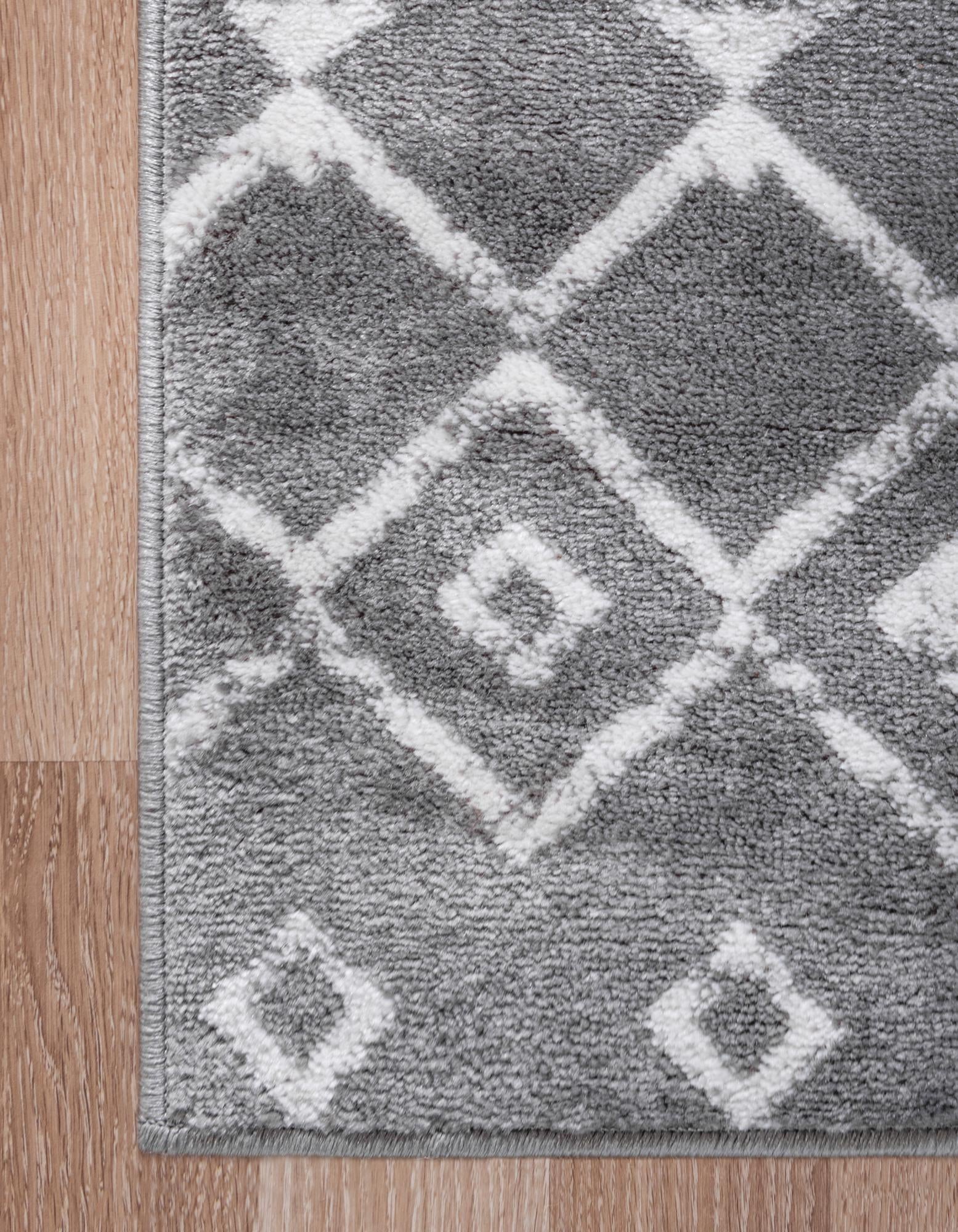 7' x 10' Kasbah Trellis Rug