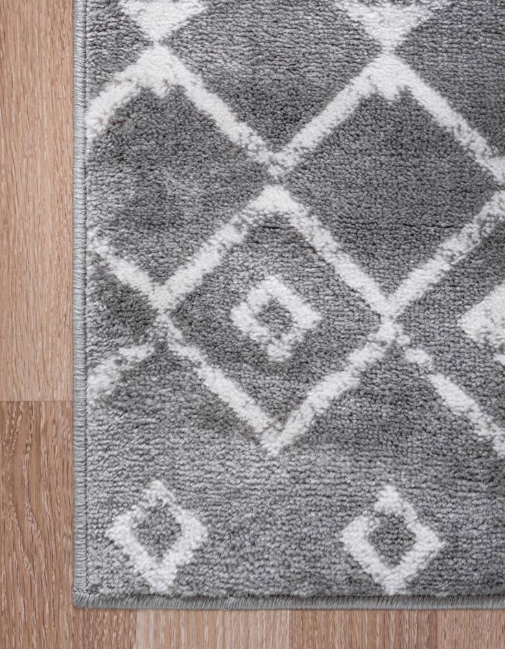 Detail image of 3' x 5' 3 Kasbah Trellis Rug
