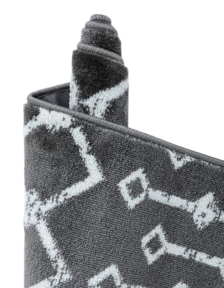 Detail image of 6' x 9' Kasbah Trellis Rug