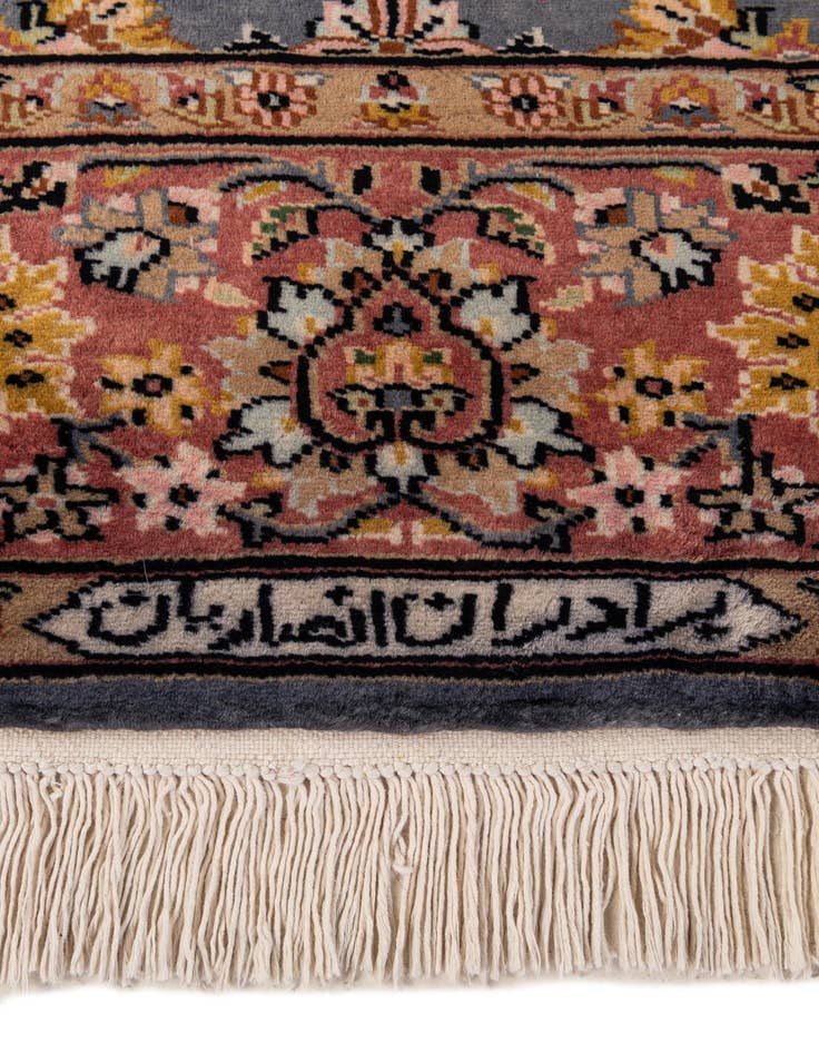 Detail image of 4' 2 x 6' 6  Hand Knotted Kashmir Oriental Wool Rug