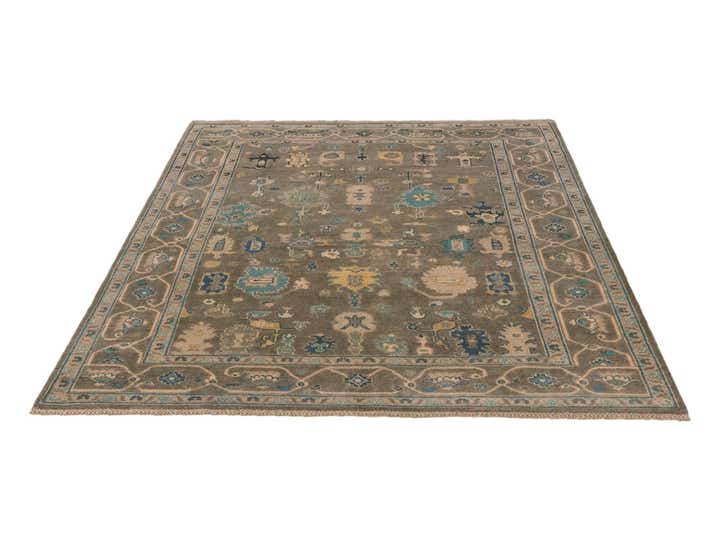 5' 8 x 7' 7 Hand Knotted Kazak Rug