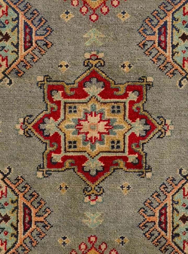 6' 10 x 9' 8 Hand Knotted Kazak Rug