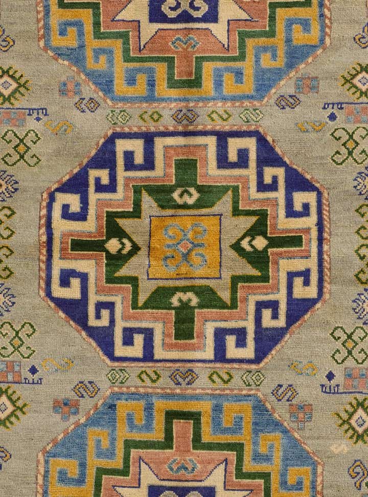 5' 9 x 8' 1 Hand Knotted Kazak Rug