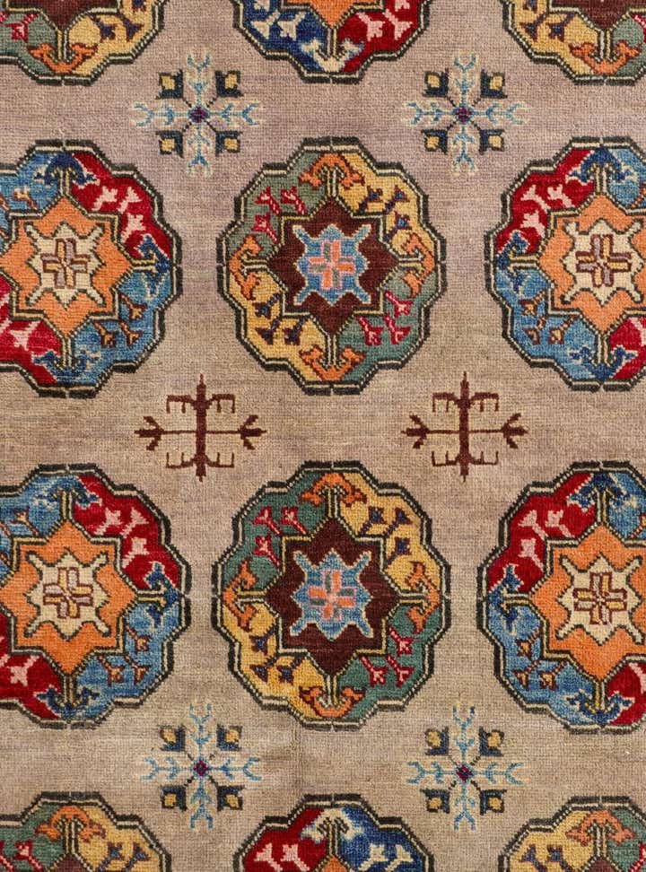 4' 11 x 6' 6 Hand Knotted Kazak Rug