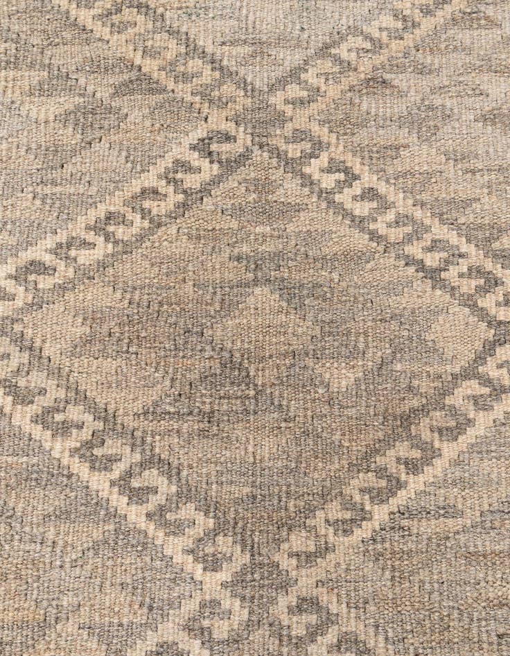 Detail image of 3' 4 x 4' 11  Hand Woven Kilim Maymana Wool Rug