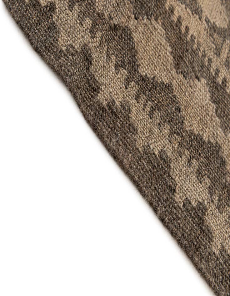 Detail image of 3' 5 x 4' 10  Hand Woven Kilim Maymana Wool Rug