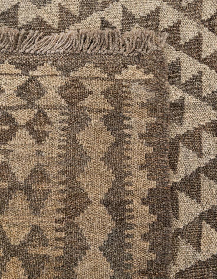 Detail image of 3' 5 x 4' 10  Hand Woven Kilim Maymana Wool Rug
