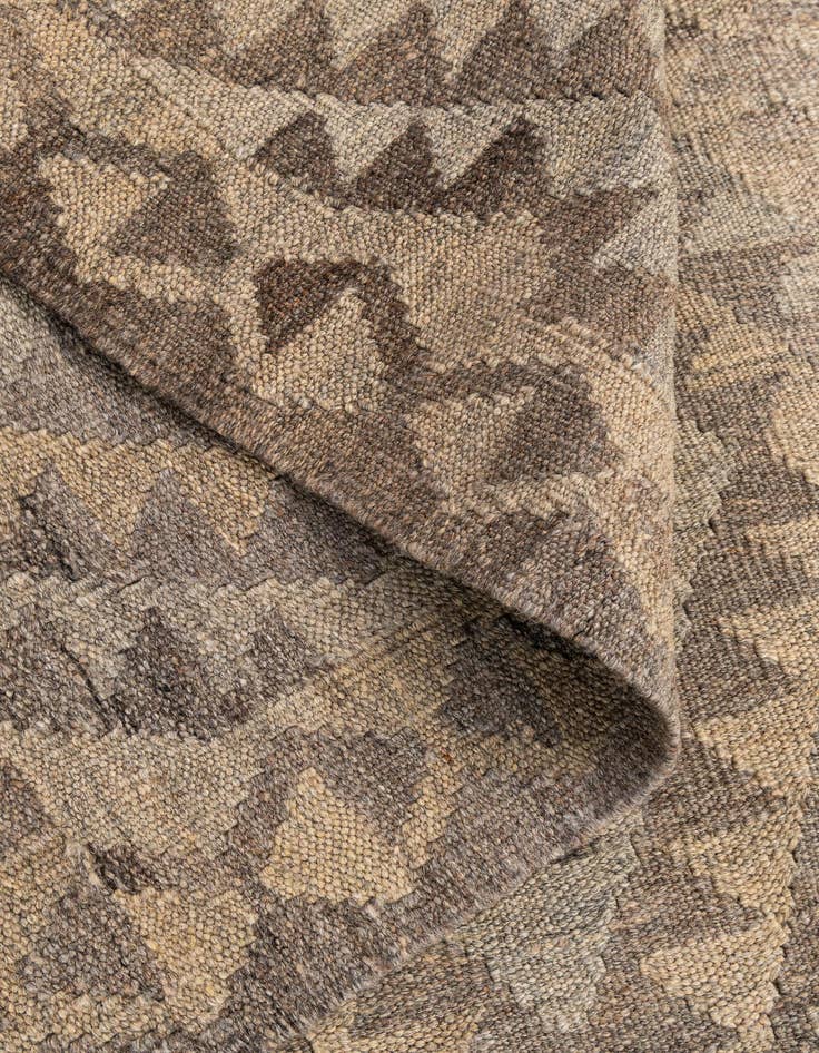 Detail image of 3' 4 x 5' 3  Hand Woven Kilim Maymana Wool Rug