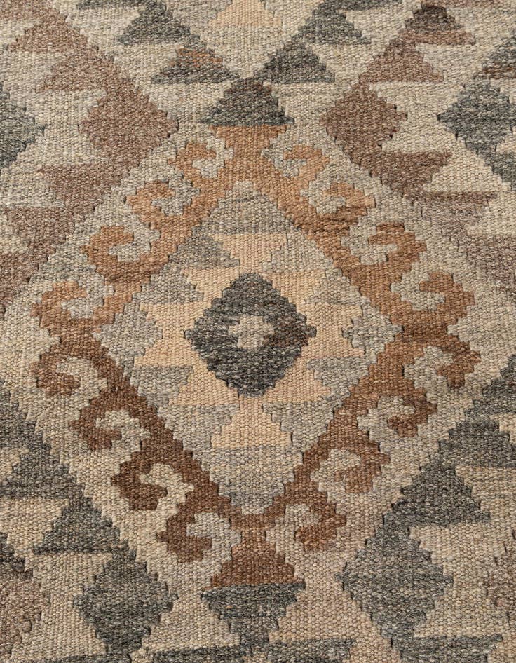 Detail image of 3' 3 x 5' 11  Hand Woven Kilim Maymana Wool Rug