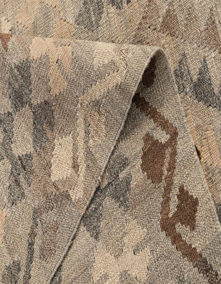 Detail image of 3' 3 x 5' 11  Hand Woven Kilim Maymana Wool Rug