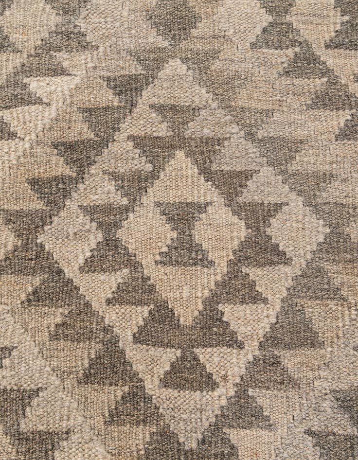 Detail image of 3' 7 x 4' 10  Hand Woven Kilim Maymana Wool Rug
