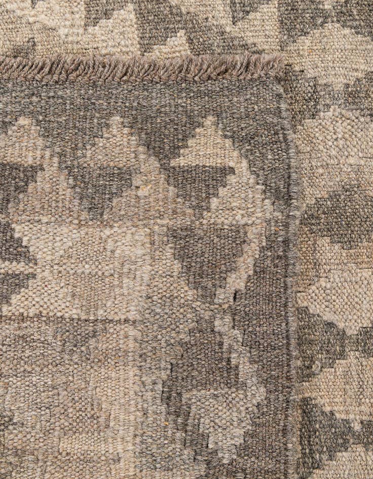 Detail image of 3' 7 x 4' 10  Hand Woven Kilim Maymana Wool Rug