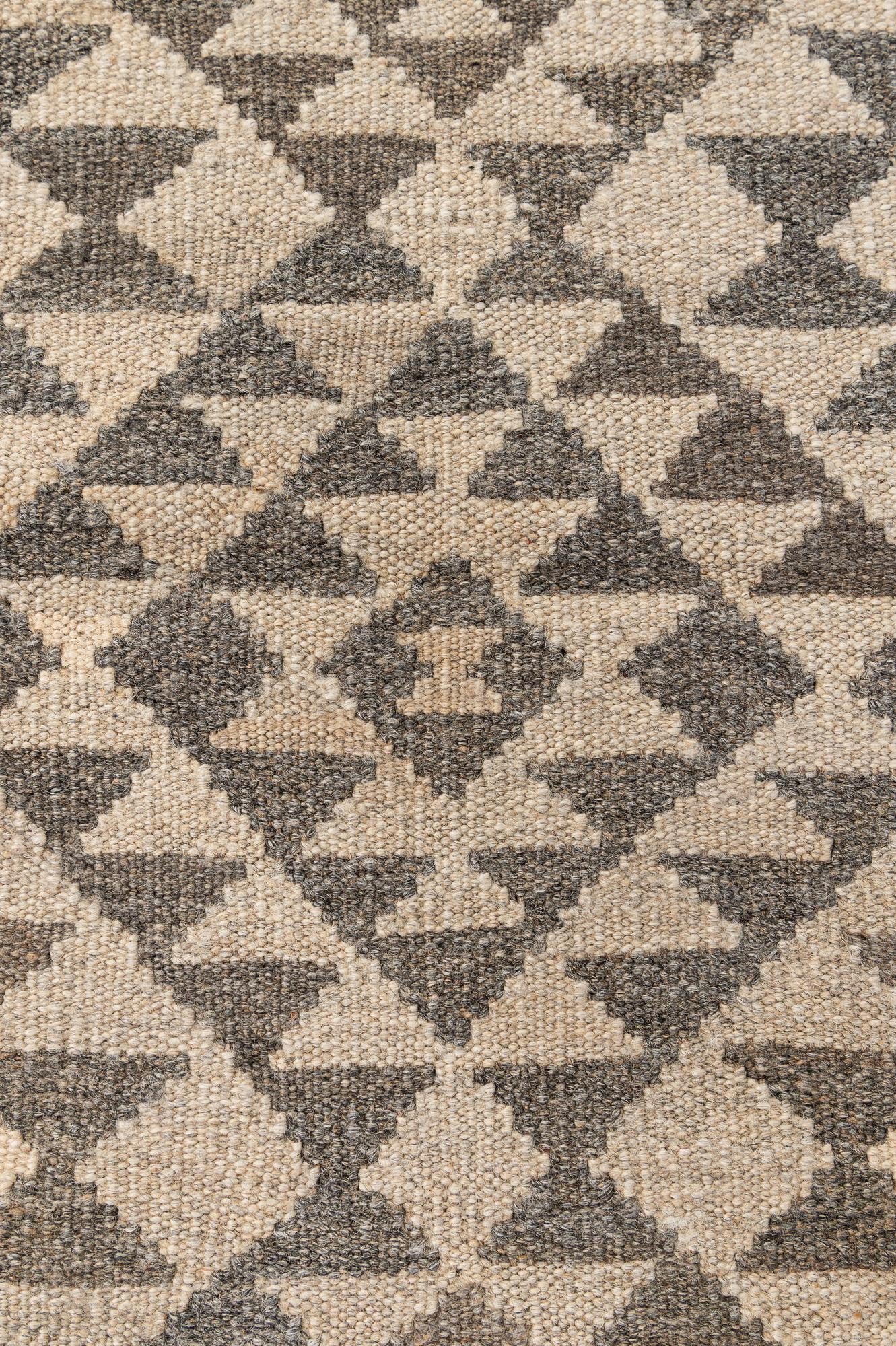 3' 6 x 5' 2 Hand Woven Kilim Maymana Wool Rug